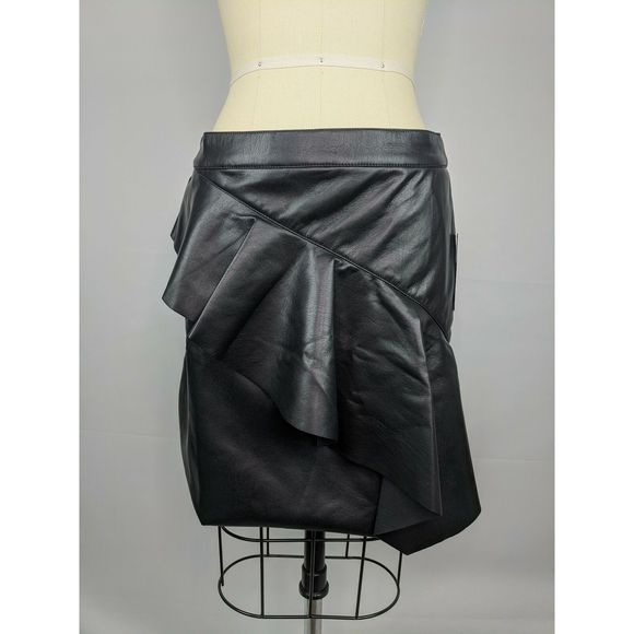 GUESS Skirt sz 8 Lexie Flounce Ruffle Mini NWT $79 - Picture 1 of 6